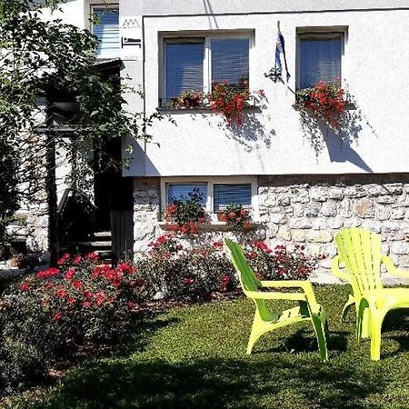 Apartmaji Mojca Križe 外观 照片