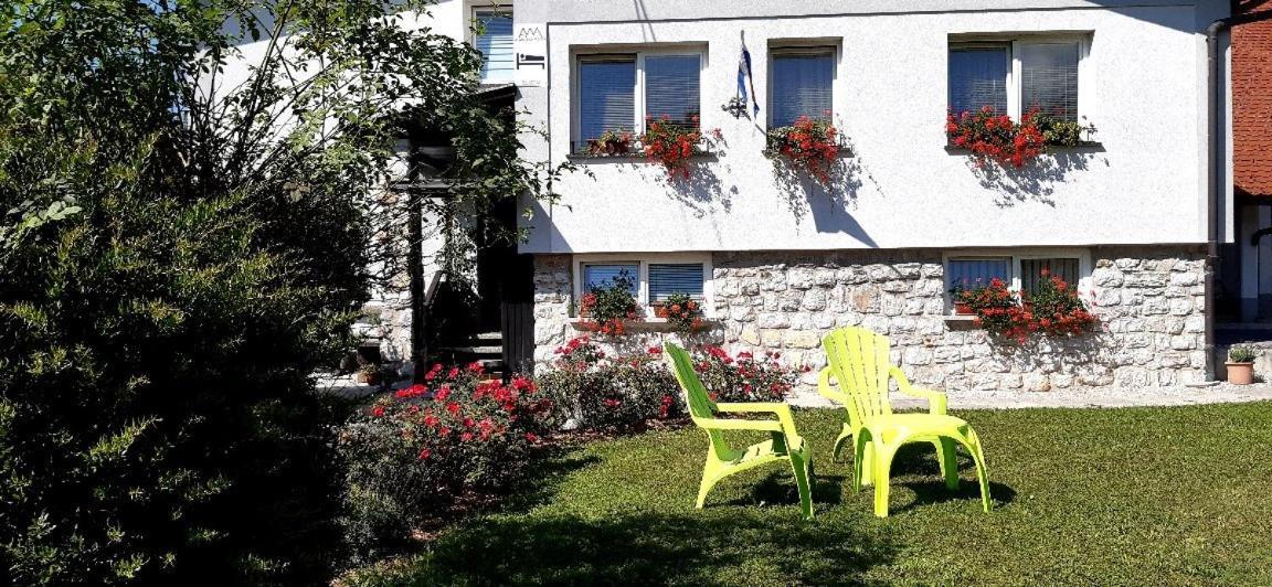 Apartmaji Mojca Križe 外观 照片